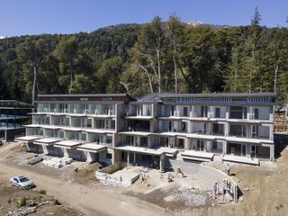 Foto 12 de VENTA Dpto 3 amb premium UF 1 - 89 m2 a estrenar  vista al lago Amoblado Faldeo de Manzano Villa la Angostura