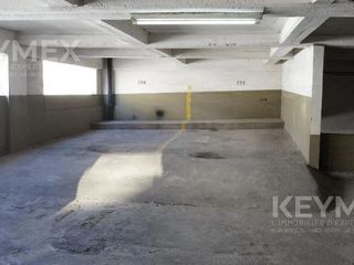 Foto 6 de Cochera cubierta en venta ubicado en Microcentro