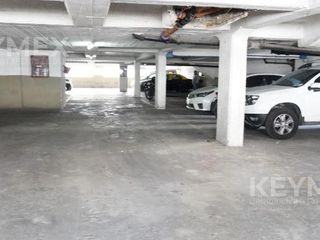 Foto 7 de Cochera cubierta en venta ubicado en Microcentro