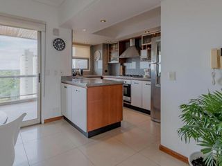 Foto 10 de Departamento en venta - 4 Dormitorios 4 Baños - 182Mts2 - Lomas de Zamora