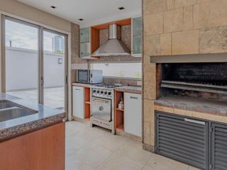 Foto 30 de Departamento en venta - 4 Dormitorios 4 Baños - 182Mts2 - Lomas de Zamora