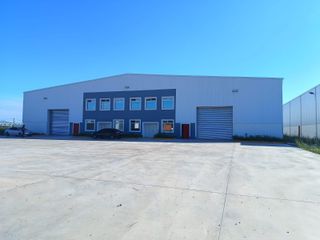 Foto 1 de Depósito a estrenar en alquiler