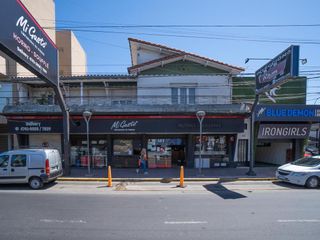 Foto 1 de Son 3 Locales comerciales, con vivienda en la planta alta, todos se encuentran con renta! Ubicados en pleno polo gastronómico de Don Torcuato!