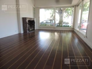 Foto 9 de Chalet en venta. Zona Los Troncos. Jardin. 3 dormitorios, playroom, garage