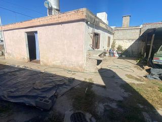 Foto 6 de VENTA DE CASA MAS DEPARTAMENTO  A TERMINAR EN BARRIO ITUZAINGO  REF: 1700