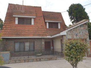 Foto 1 de Casa - Banfield Oeste