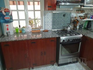 Foto 11 de Casa - Banfield Oeste