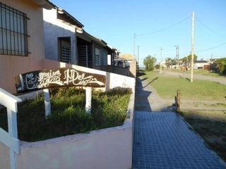 Foto 3 de Casa en venta - 2 Dormitorios 1 Baño - 85Mts2 - Las Toninas