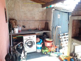 Foto 31 de Casa en venta - 3 dormitorios 2 baños - 300mts2 - Manuel B. Gonnet