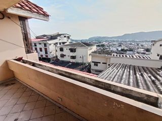 Foto 2 de Departamento en  Venta, Condominio Voguera, Lomas de Urdesa  XavL