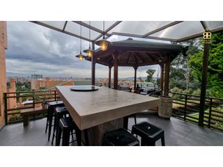 Foto 20 de SE VENDE CASA EN BOSQUES DEL MARQUES