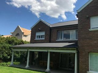Foto 2 de VENTA - CASA EN SOLARES DEL TALAR