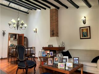 Foto 2 de Hermosa casa campestre en Cedritos para la Venta