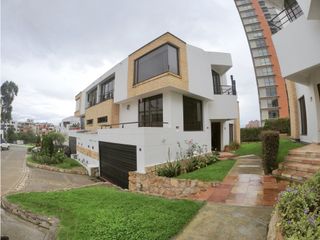 Foto 1 de VENDO CASA EN Cedro Golf, USAQUEN, BOGOTA