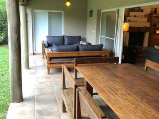Foto 7 de SANTA BARBARA,CASA EN 1 SOLA PLANTA, ESPECTACULAR , VENTA