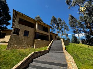 Foto 51 de SE VENDE MAGNFICA CASA EN BOSQUES DE RENANIA EN BRICEÑO