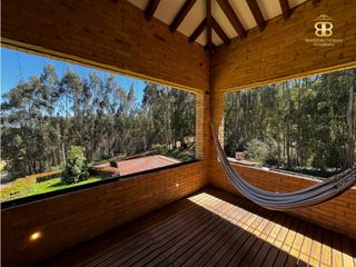 Foto 20 de SE VENDE MAGNFICA CASA EN BOSQUES DE RENANIA EN BRICEÑO