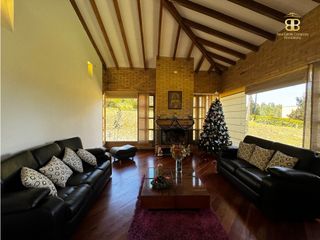 Foto 49 de SE VENDE MAGNFICA CASA EN BOSQUES DE RENANIA EN BRICEÑO