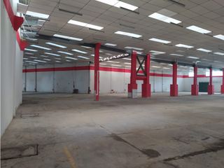 Foto 2 de ARRIENDO BODEGA  2600M2 ZONA INDUSTRIAL DE LAS AMERICAS. BOGOTA D.C