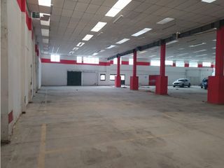 Foto 4 de ARRIENDO BODEGA  2600M2 ZONA INDUSTRIAL DE LAS AMERICAS. BOGOTA D.C