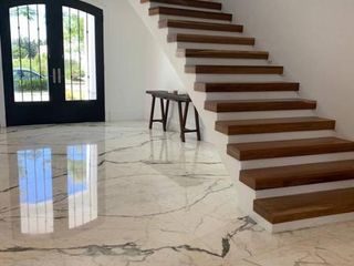 Foto 5 de IMPONENTE CASA EN VENTA BARRIO EL GOLF NORDELTA