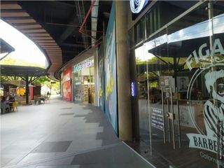 Foto 3 de RENTA LOCAL  218 TERMINADO EN CERRITOS MALL