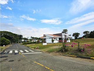 Foto 22 de VENTA LOTE Club House Lake resort sur de Cali a 30 minutos