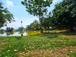 Foto 2 de VENTA LOTE Club House Lake resort sur de Cali a 30 minutos