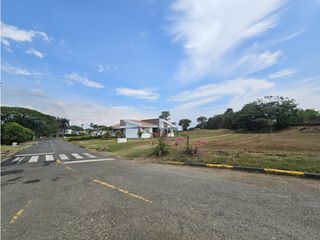 Foto 8 de VENTA LOTE Club House Lake resort sur de Cali a 30 minutos