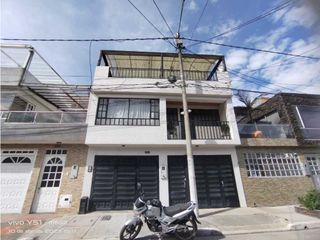 Foto 1 de VENTA CASA  RENTABLE EN CASTILLA KENNEDY BOGOTA