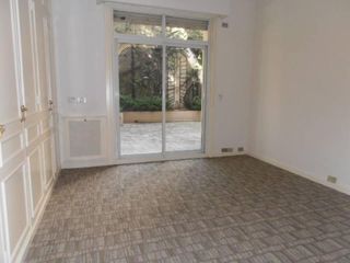 Foto 7 de ALQUILER: U$8.500 paquete, sin muebles - Importante PISO estilo racionalista en la mejor zona de embajadas de Barrancas CON JARDÍN PROPIO!! -