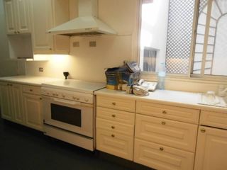 Foto 5 de ALQUILER: U$8.500 paquete, sin muebles - Importante PISO estilo racionalista en la mejor zona de embajadas de Barrancas CON JARDÍN PROPIO!! -