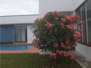 Foto 3 de VENDEMOS  CASA CAMPESTRE UN PISO COND.BARU- VILLAVICENCIO