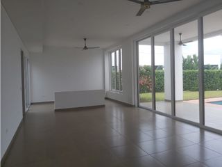 Foto 9 de VENDEMOS  CASA CAMPESTRE UN PISO COND.BARU- VILLAVICENCIO