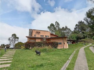 Foto 43 de casa en venta en la calera