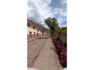 Foto 3 de VENDO CASA 176 M2 CALCA CUSCO PERU