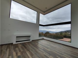 Foto 1 de MARAVILLOSA CASA EN VENTA O ARRIENDO - YERBABUENA - CHA