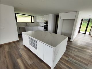 Foto 8 de MARAVILLOSA CASA EN VENTA O ARRIENDO - YERBABUENA - CHA