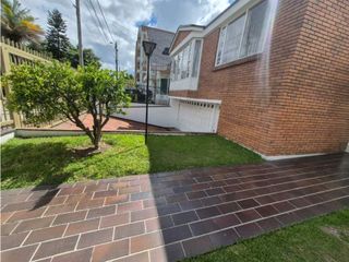 Foto 2 de Bella y amplia casa para Venta en Niza