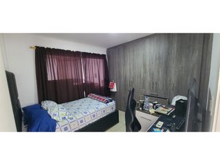 Foto 4 de En venta casa 2 pisos y 4 habitaciones sector Manta azul