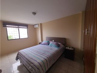 Foto 10 de Casa en venta urbanización Ciudad del Sol, Manta.