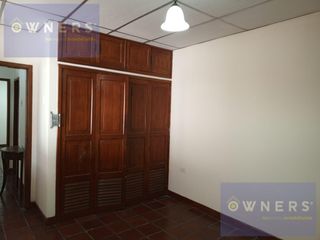Casa en Venta en Urdesa - Altro