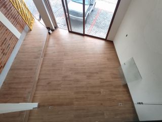 Foto 10 de Local Comercial en  Sangolqui 113m² con Mezanine