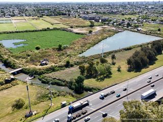 Foto 11 de VENTA DE  10 HAS. SOBRE AUTOPISTA BS.AS-LA PLATA-  QUILMES - IDEAL DESARROLLO!!!