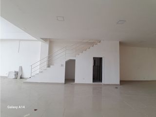 Foto 10 de Local Arriendo Sector Hospital San Rafael