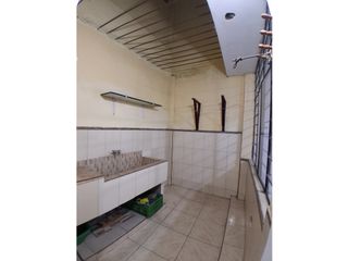 Foto 6 de Se vende en Ocasión Dpto. Primer piso con cochera San Martin de Porres