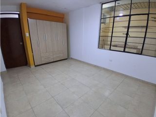 Foto 8 de Se vende en Ocasión Dpto. Primer piso con cochera San Martin de Porres