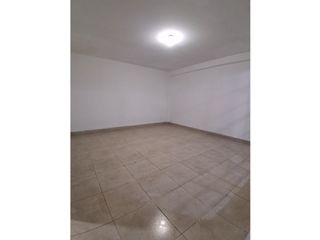 Foto 10 de Se vende en Ocasión Dpto. Primer piso con cochera San Martin de Porres