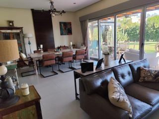Foto 12 de La Reserva Sofitel Excelente casa 3/4 dorm. totalmente instalada para irse a vivir ya !!!