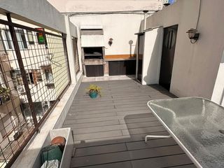 Foto 32 de CASA EN VENTA DUPLEX DE 4 AMBIENTES C/DEPENDENCIAS SAN TELMO - EXCELENTE ESTADO CON 2 COCHERAS Y 3 BAULERAS